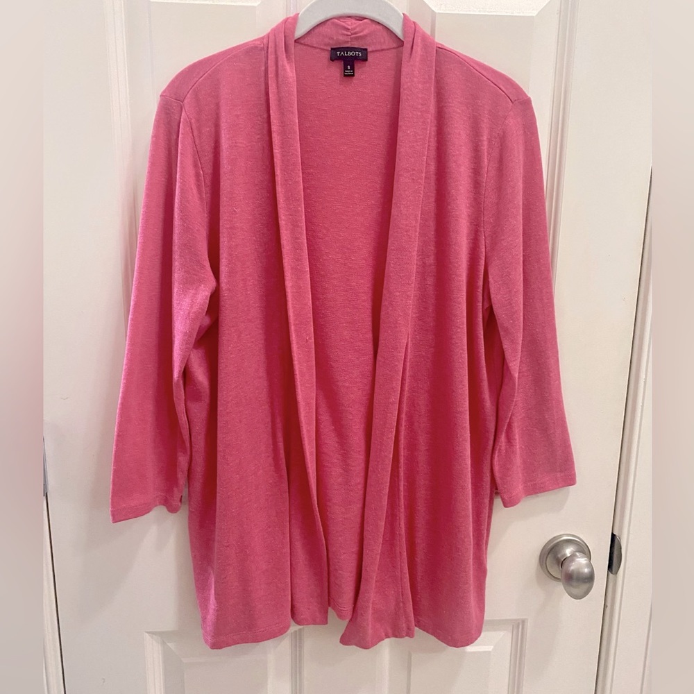 Talbots open fly away cardigan with 3/4 length sleeves  color is pink Size S
